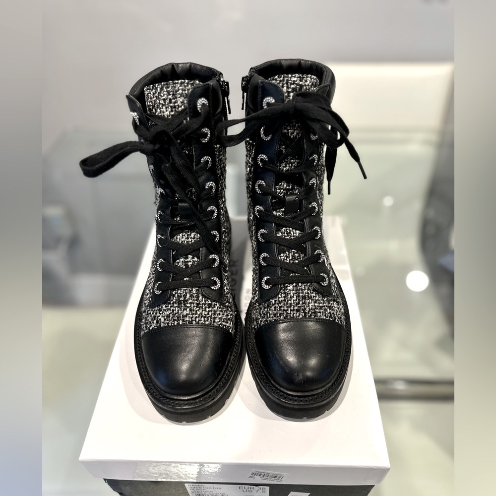 Kurt Geiger London Shore Cap Toe Faux Leather Tweed Combat Boots Size US 8